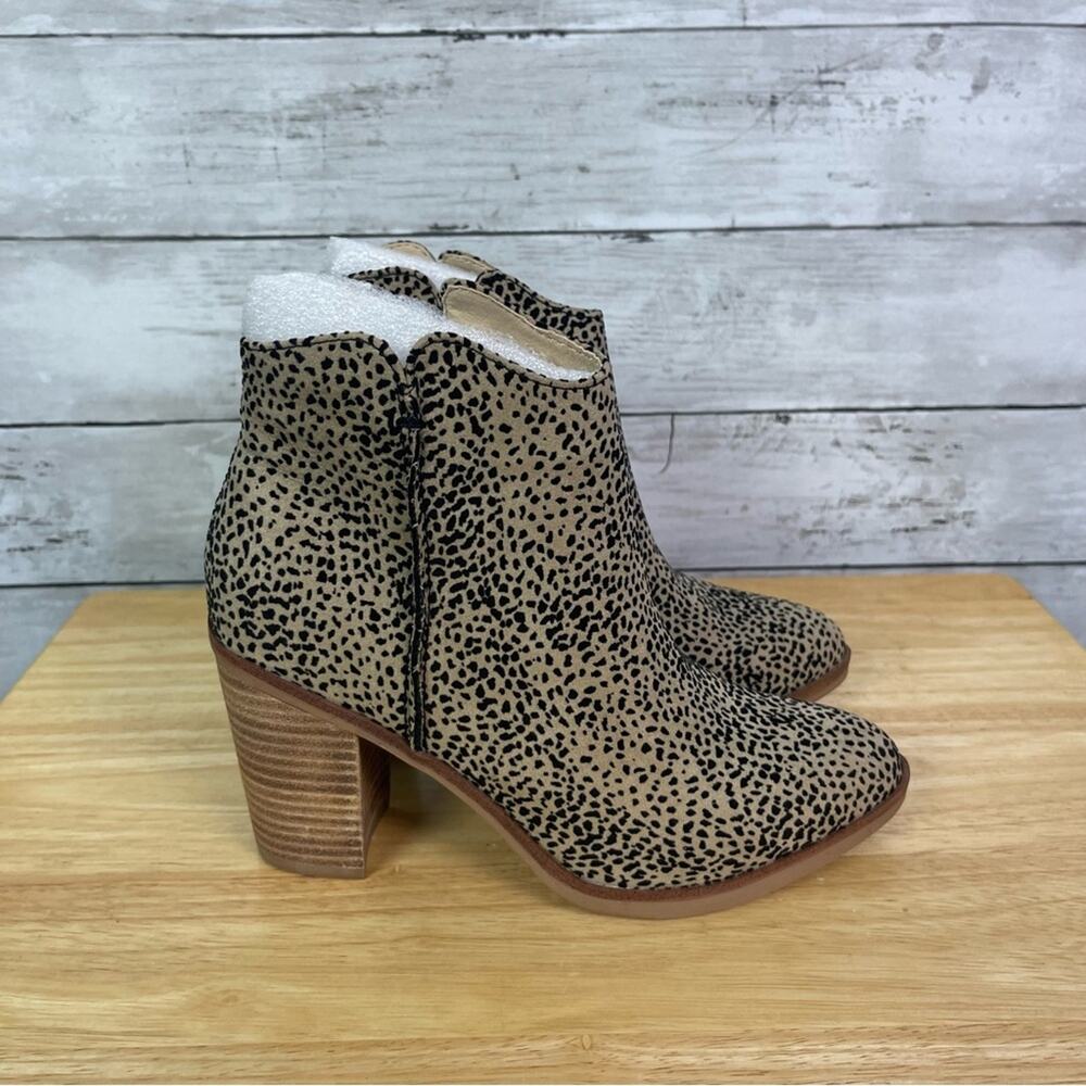 Mia Tracee Leopard Print Ankle Boots Size 6W